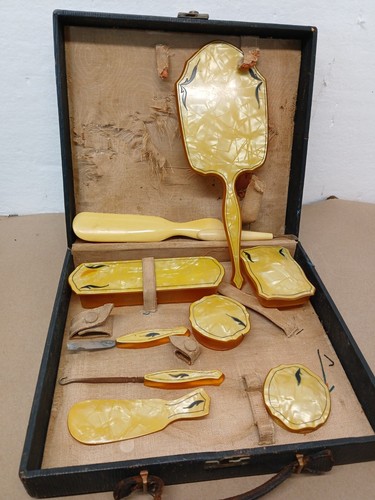 Vintage art deco celluloid - art,