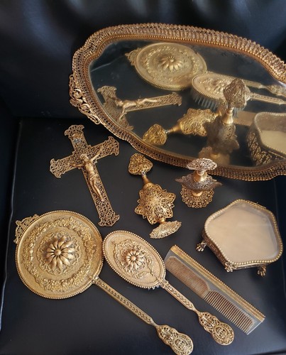 Vtg 1940 vanity - set, 8