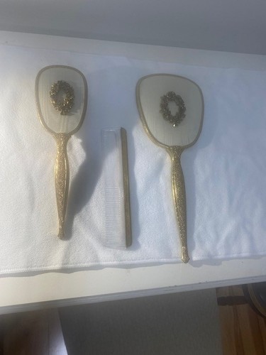 Vintage matson piece gold - vintage,
